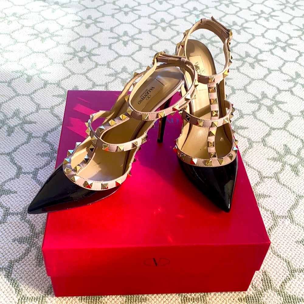 Valentino Rockstud Heels - Picture 1 of 10